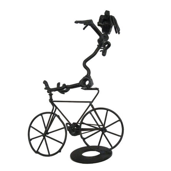 Handmade Metal Art Rustic NUTS and BOLTS 4 Figurines Streetlight 18" Bicycle Vin - Picture 5 of 10